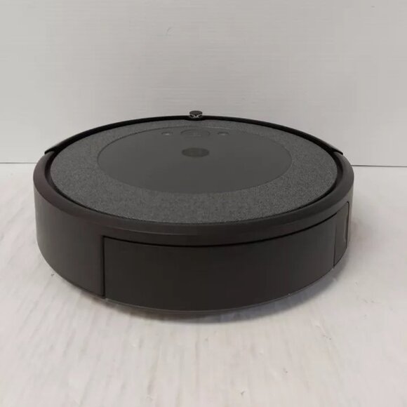 (N86439-1) IRobot Roomba 13150 Robot Vacuum - Picture 3 of 14